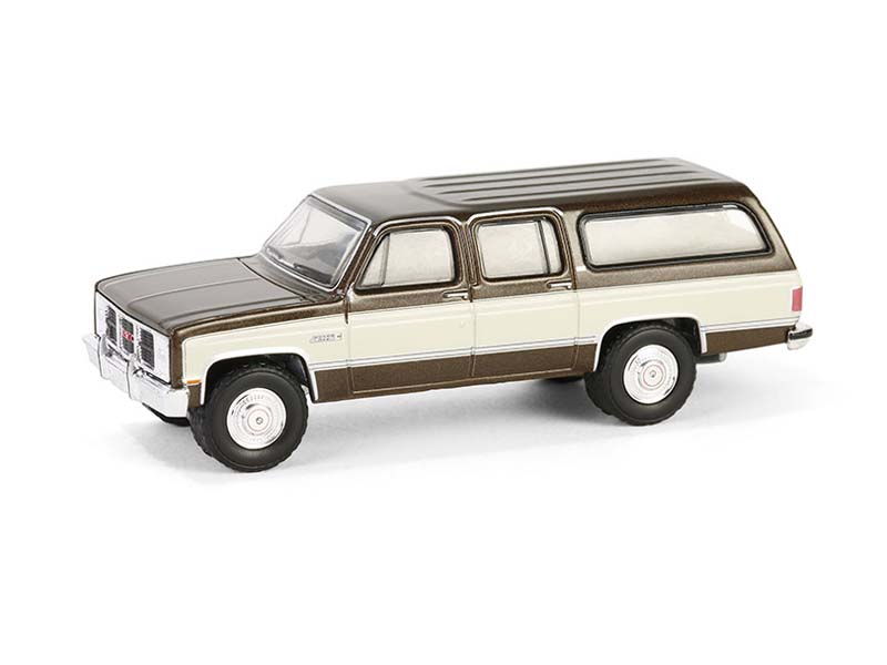 1986 GMC Suburban - Indian Bronze and Doeskin Tan Showroom Floor Series 6 Greenlight Collectibles - Fishwheels
