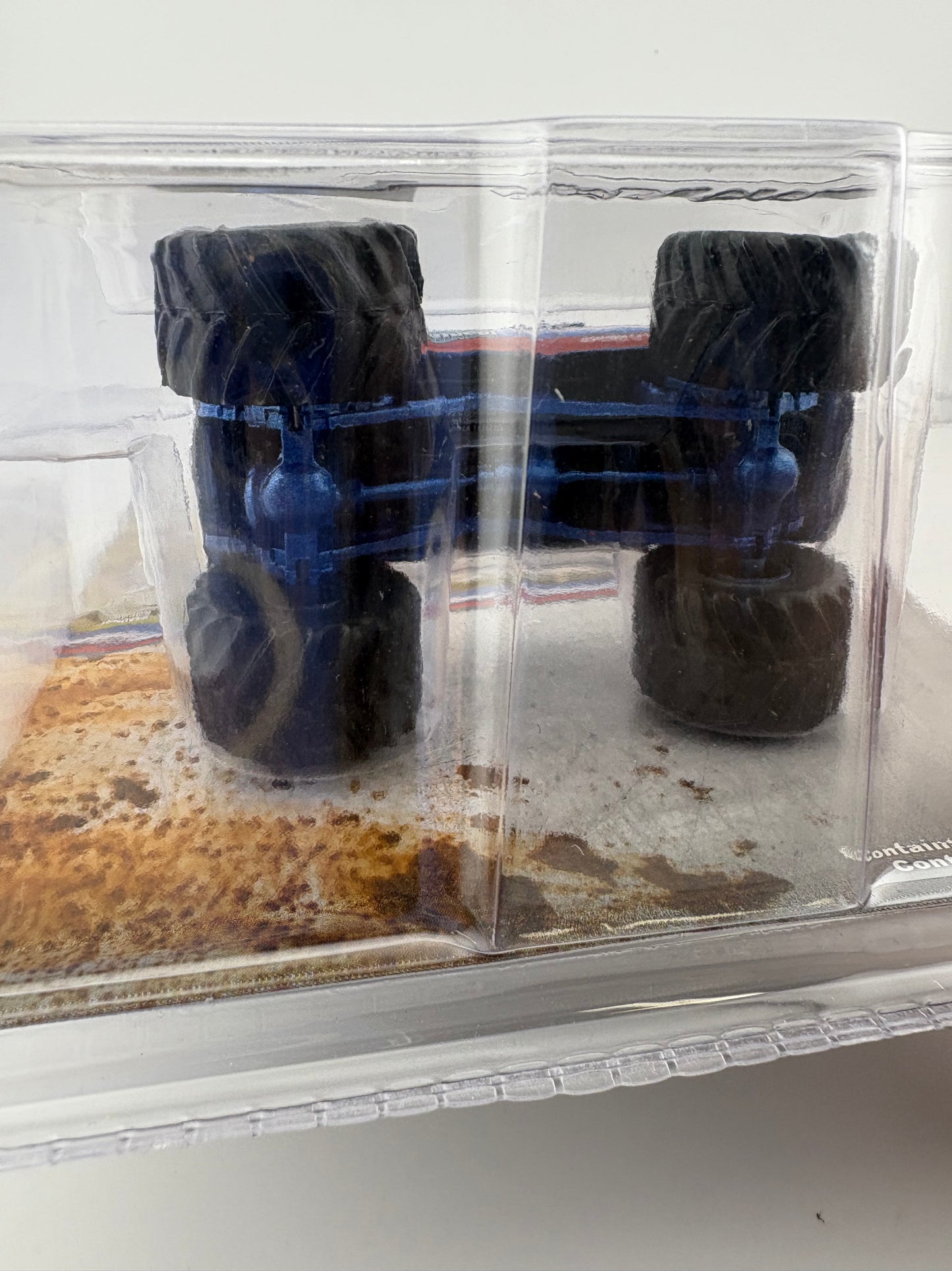 GreenLight Kings of Crunch – 1982 GMC Sierra 2500 “Moonshiner!” - Walmart Chase