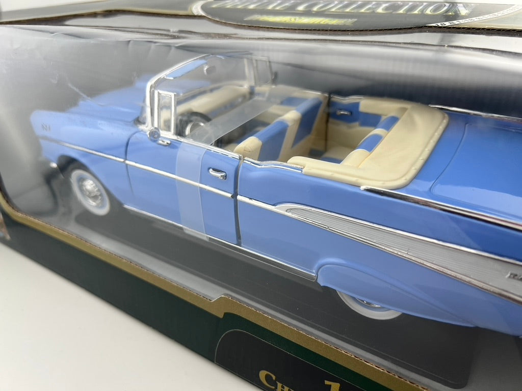 Road Signature Deluxe Collection 1957 Chevrolet Bel Air Convertible Fishwheels