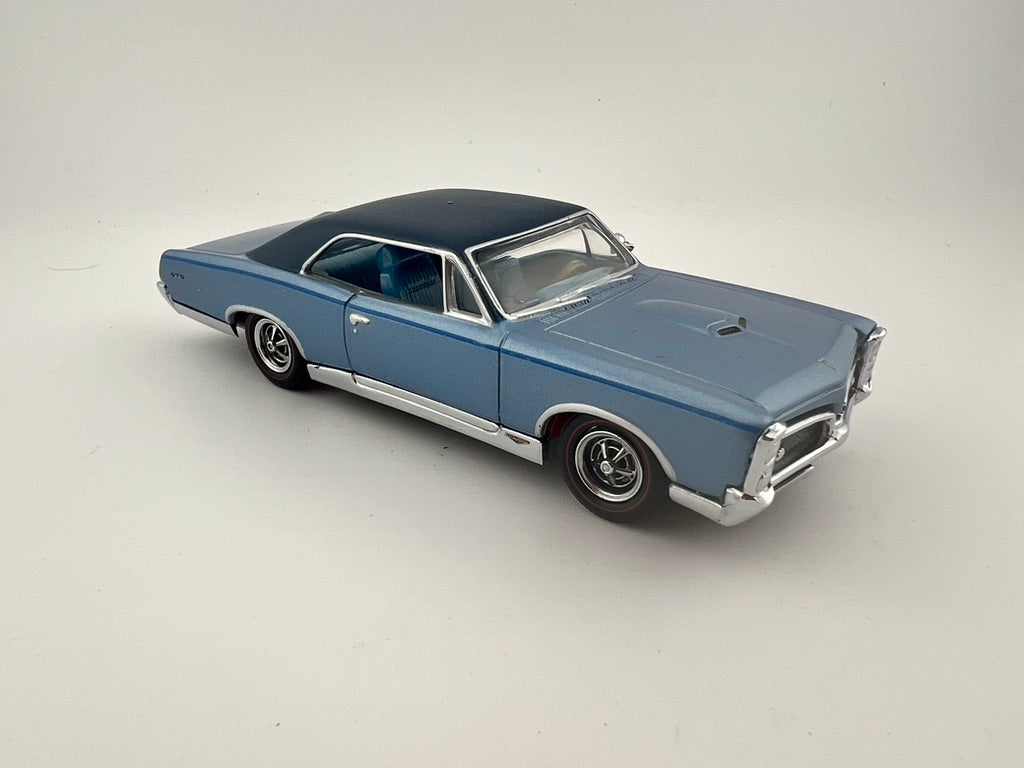 1966 Pontiac GTO 1:18 Scale Fishwheels
