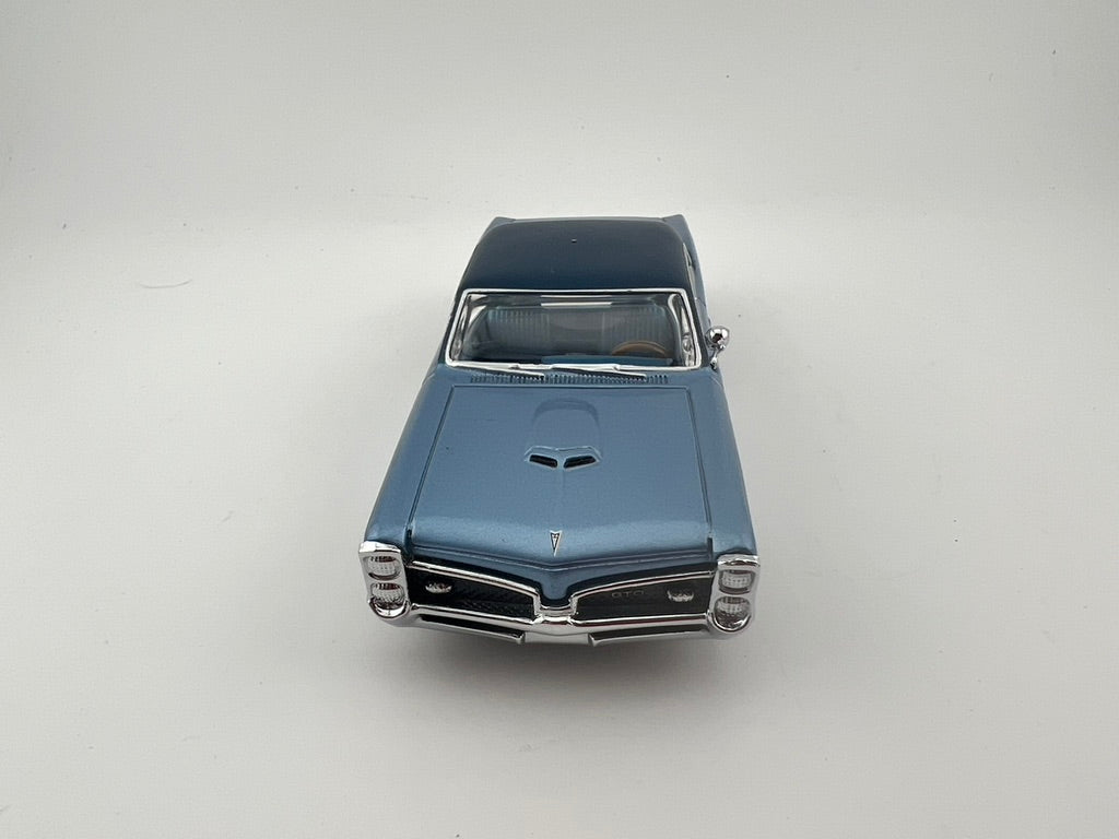 1966 Pontiac GTO 1:18 Scale Fishwheels
