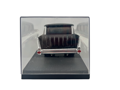 American Muscle 1-24 Ertl American Muscle Die Cast Metal 57 Chevy Nomad