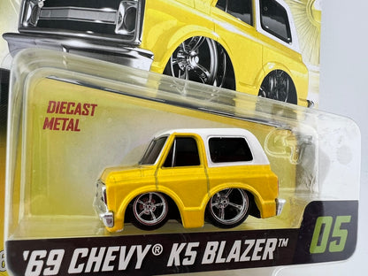 CarTuned ’69 Chevy K5 Blazer Fishwheels