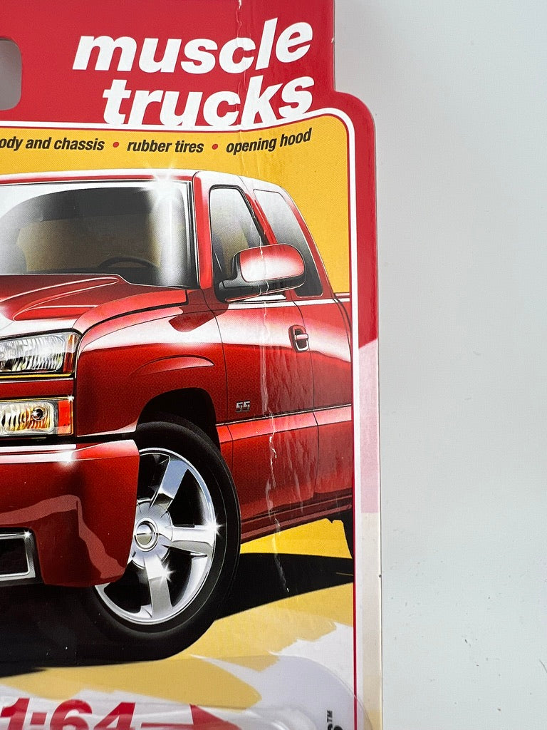 Clearance! Auto World 2006 Chevy Silverado SS (Muscle Trucks Series) Fishwheels