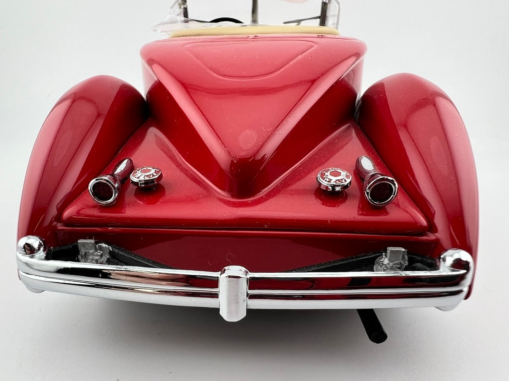 Danbury Mint 1934 Packard V-12 LeBaron Speedster – Red Fishwheels