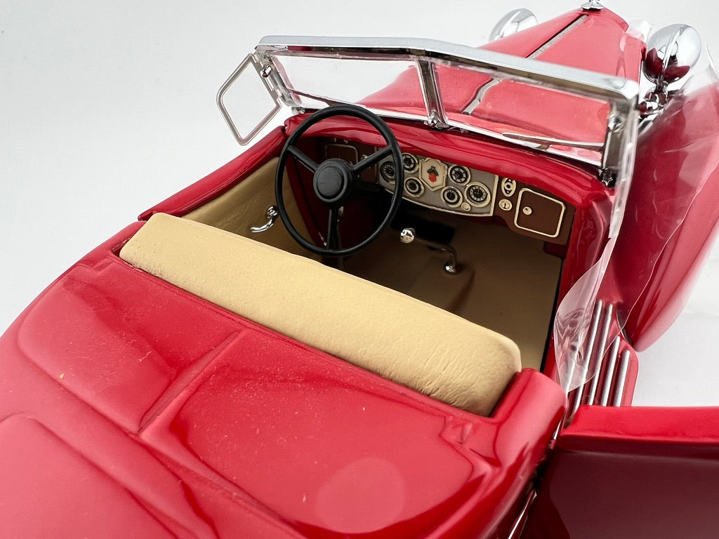 Danbury Mint 1934 Packard V-12 LeBaron Speedster – Red Fishwheels