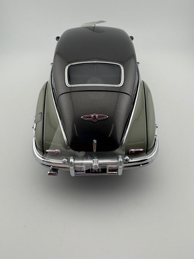 Danbury Mint 1948 Buick Roadmaster Coupe Fishwheels