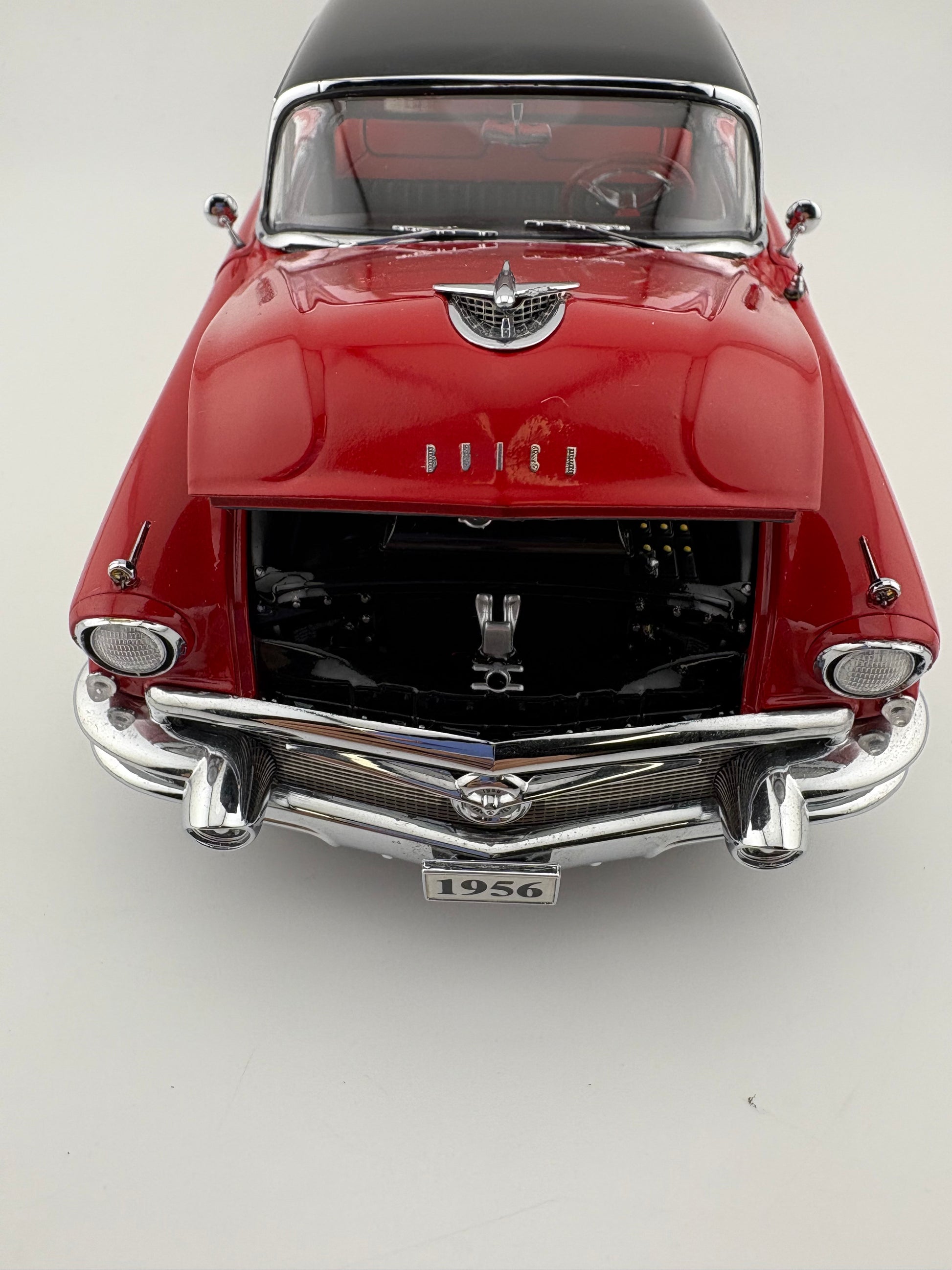 Danbury Mint 1956 Buick Roadmaster 4-Door Riviera Fishwheels