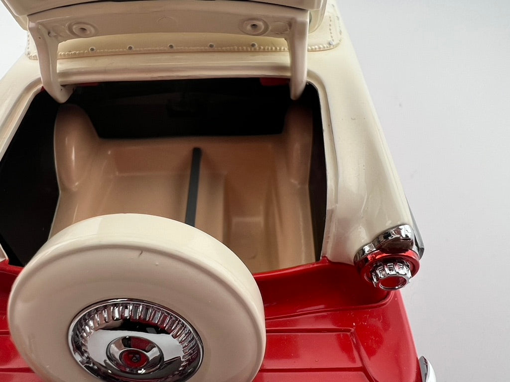 Danbury Mint 1956 Ford Sunliner Convertible Diecast Model Fishwheels