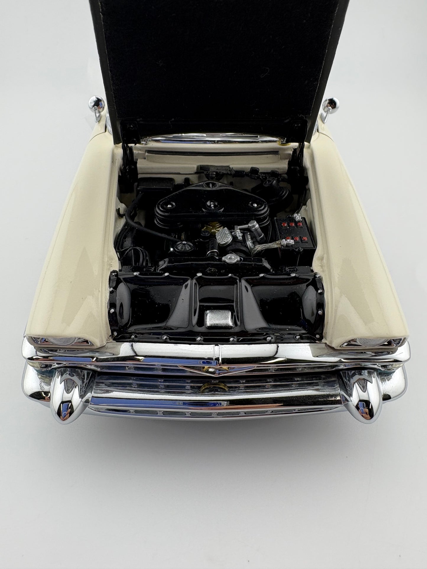 Danbury Mint 1956 Packard Caribbean Hardtop Fishwheels