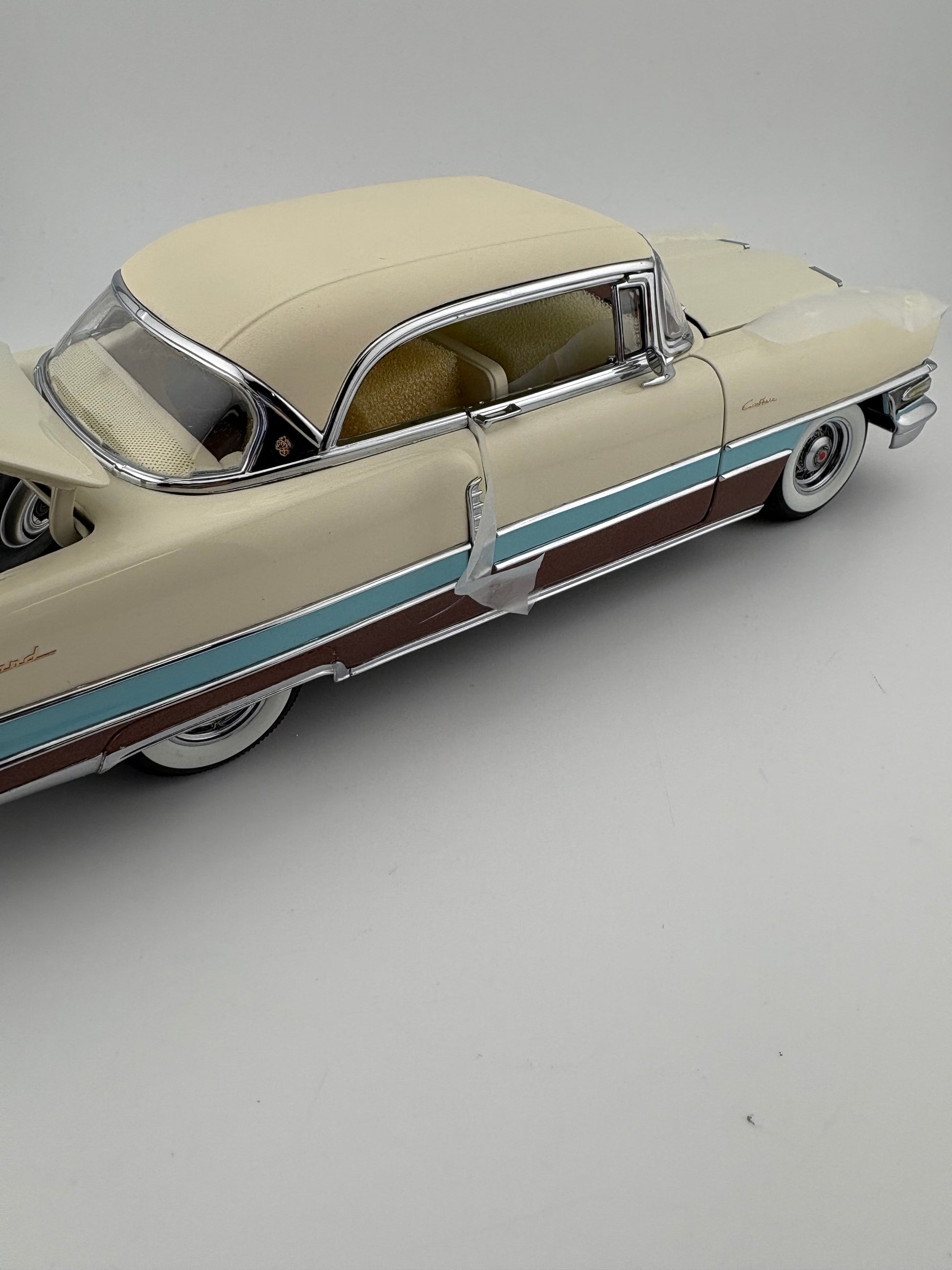 Danbury Mint 1956 Packard Caribbean Hardtop Fishwheels