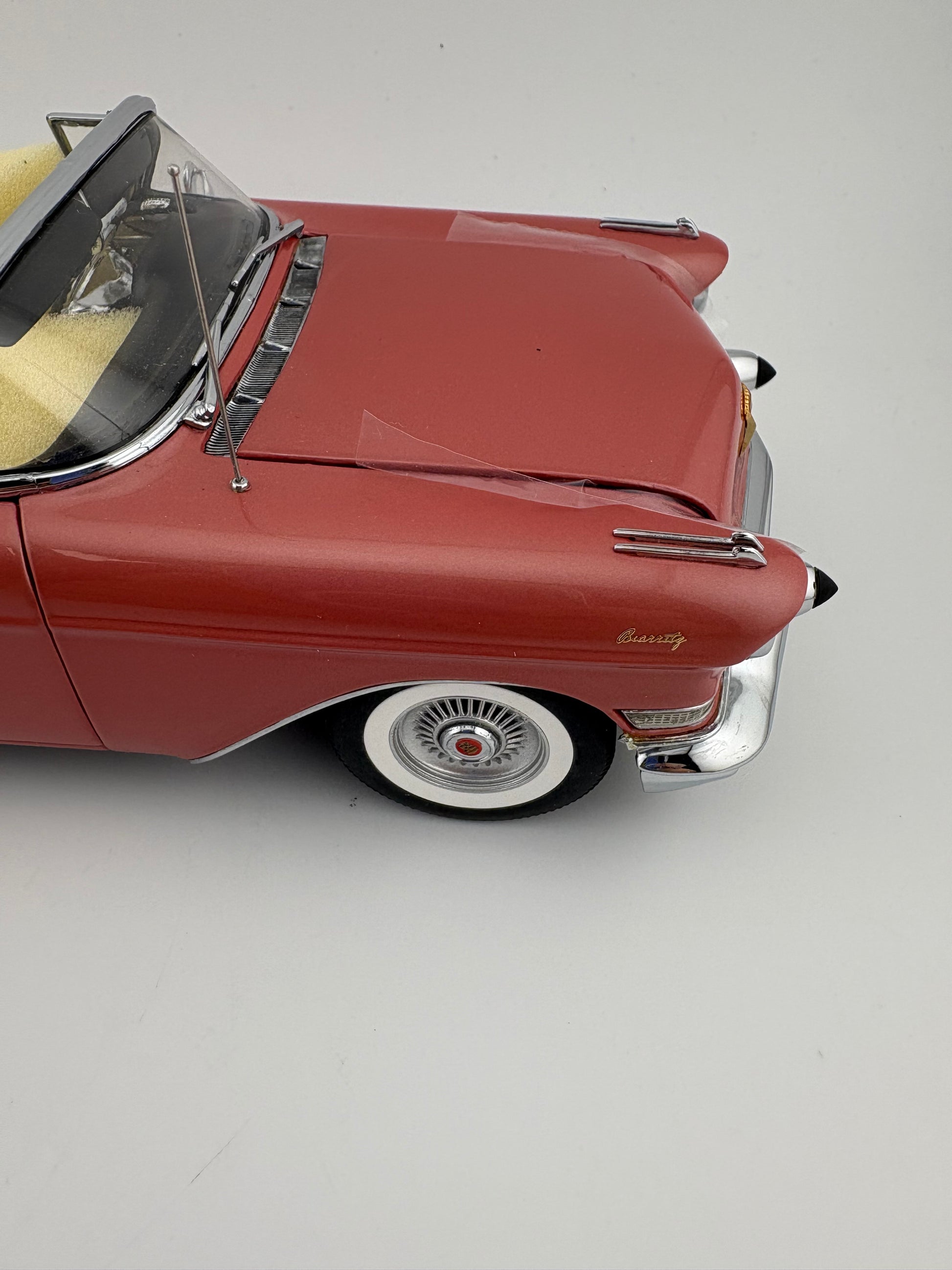 Danbury Mint 1957 Cadillac Eldorado Biarritz Convertible – 1:18 Diecast Model