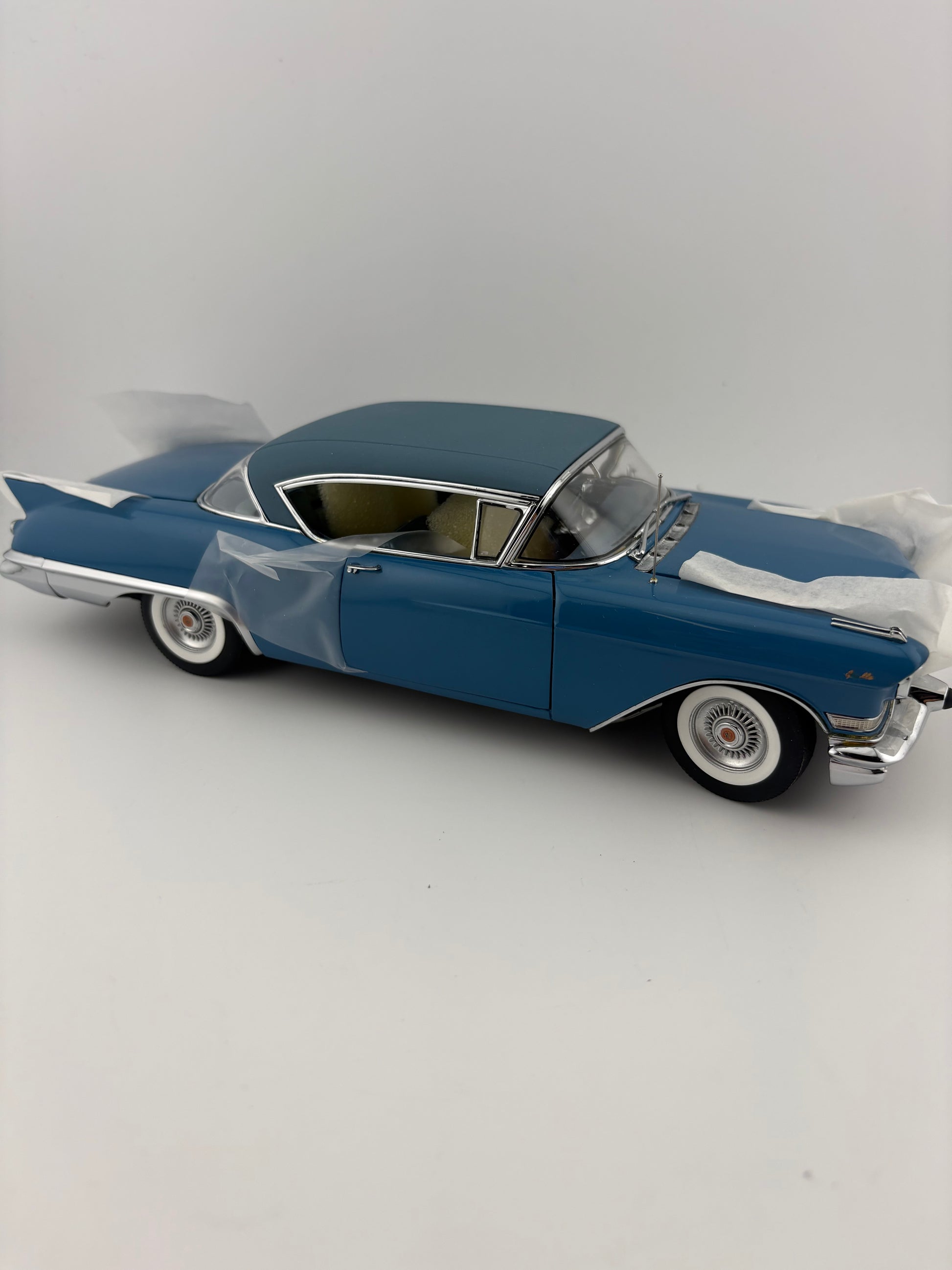 Danbury Mint – 1957 Cadillac Eldorado Seville