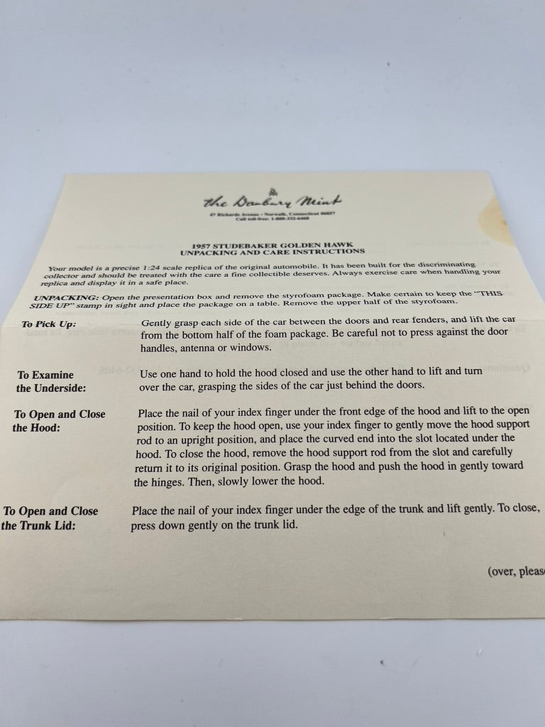 Danbury Mint 1957 Studebaker Golden Hawk – Tiara Gold/Arctic White Fishwheels
