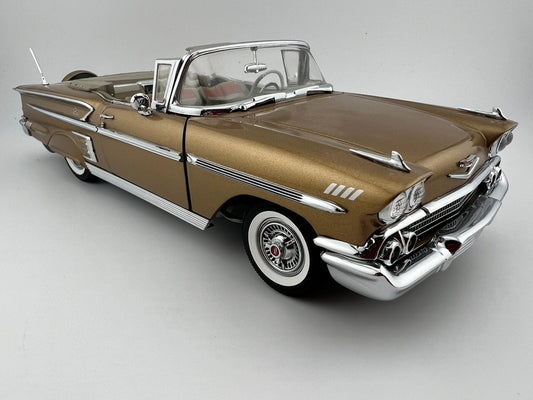 Danbury Mint 1958 Chevy Impala Anniversary Gold Metallic Convertible Fishwheels