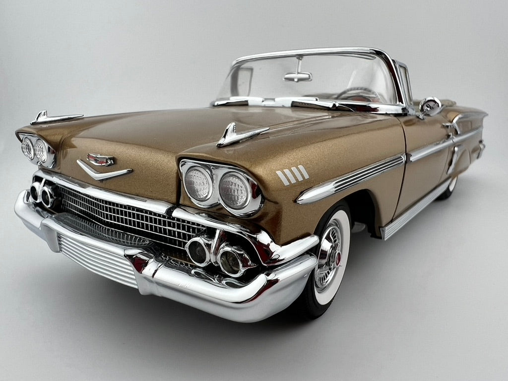Danbury Mint 1958 Chevy Impala Anniversary Gold Metallic Convertible Fishwheels