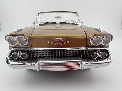 Danbury Mint 1958 Chevy Impala Anniversary Gold Metallic Convertible Fishwheels