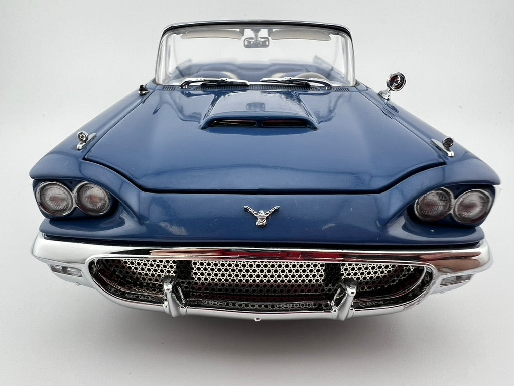 Danbury Mint 1958 Ford Thunderbird Convertible – Monarch Blue Fishwheels