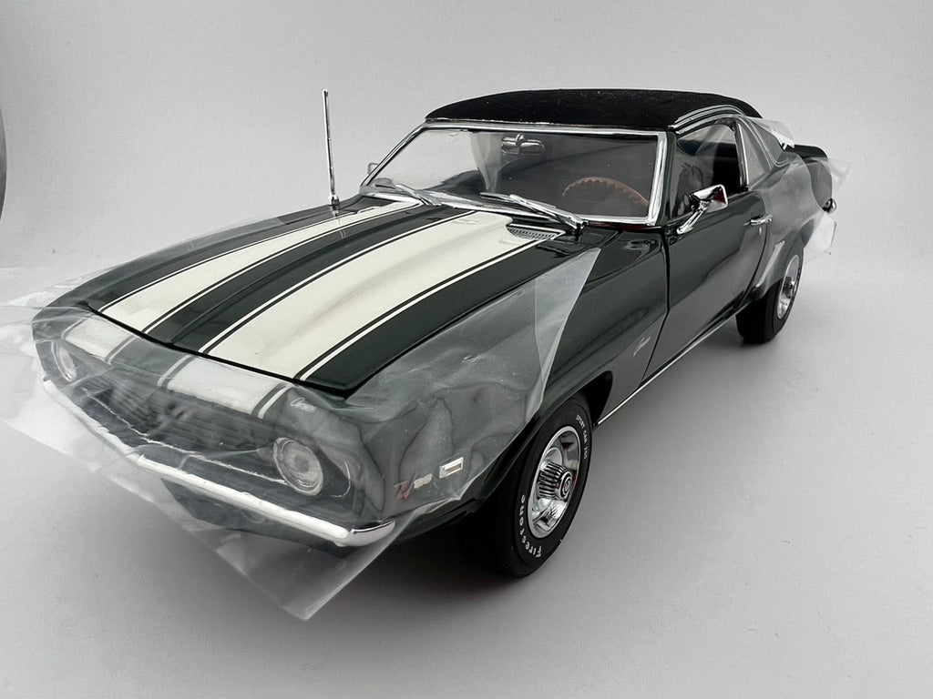Danbury Mint 1969 Chevrolet Camaro Z/28 – Limited Edition Fishwheels