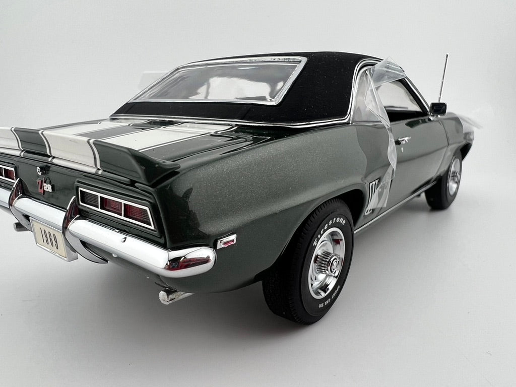 Danbury Mint 1969 Chevrolet Camaro Z/28 – Limited Edition Fishwheels