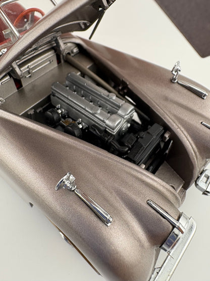 Danbury Mint – Jaguar XK120 Roadster Fishwheels