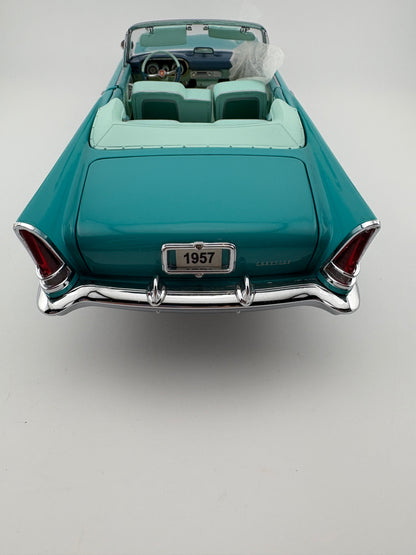 Danbury Mint Limited Edition 1957 Chrysler New Yorker Convertible 1:24 Fishwheels