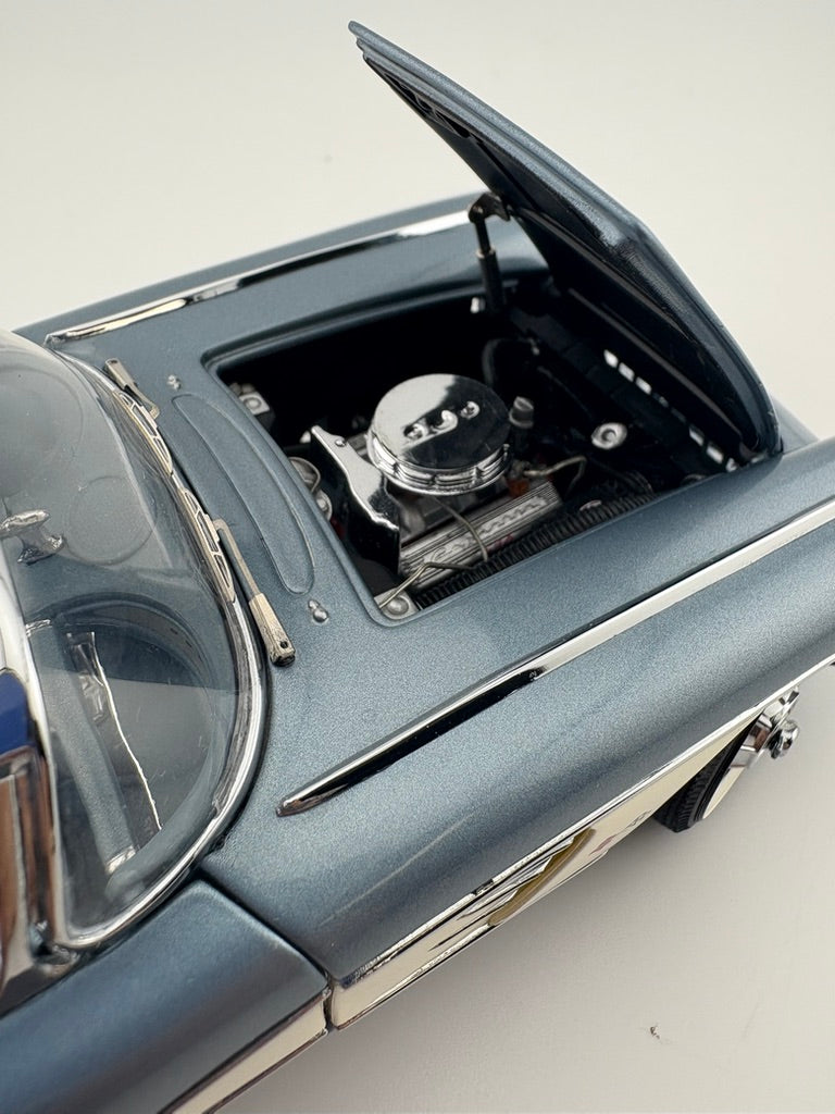 Danbury Mint Limited Edition 1959 Chevrolet Corvette Diecast Collectible Fishwheels