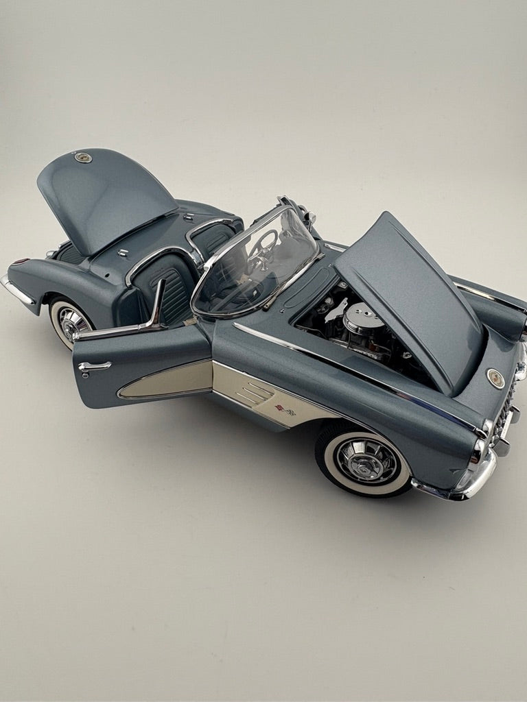 Danbury Mint Limited Edition 1959 Chevrolet Corvette Diecast Collectible Fishwheels