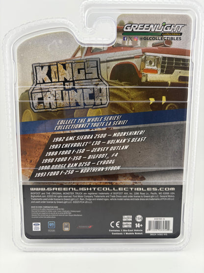 GreenLight Kings of Crunch – 1982 GMC Sierra 2500 “Moonshiner!” - Walmart Chase