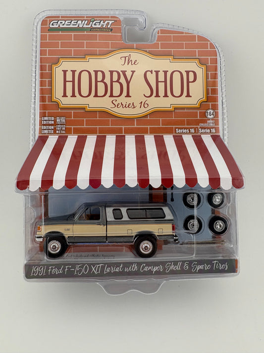 GreenLight The Hobby Shop Series 16 – 1991 Ford F-150 XLT Lariat with Camper Shell & Spare Tires(Raw Chase)
