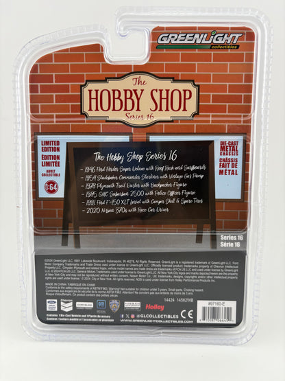 GreenLight The Hobby Shop Series 16 – 1991 Ford F-150 XLT Lariat with Camper Shell & Spare Tires(Raw Chase)