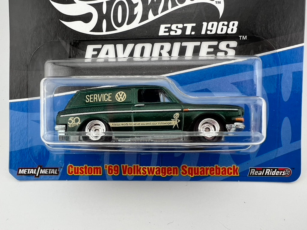 Hot Wheels 50th Favorites – Custom '69 Volkswagen Squareback Fishwheels