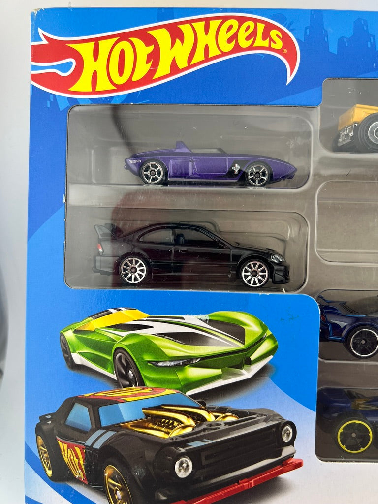 Hot Wheels 9-Car Gift Pack – Exclusive Decoration Edition Clearance Fishwheels