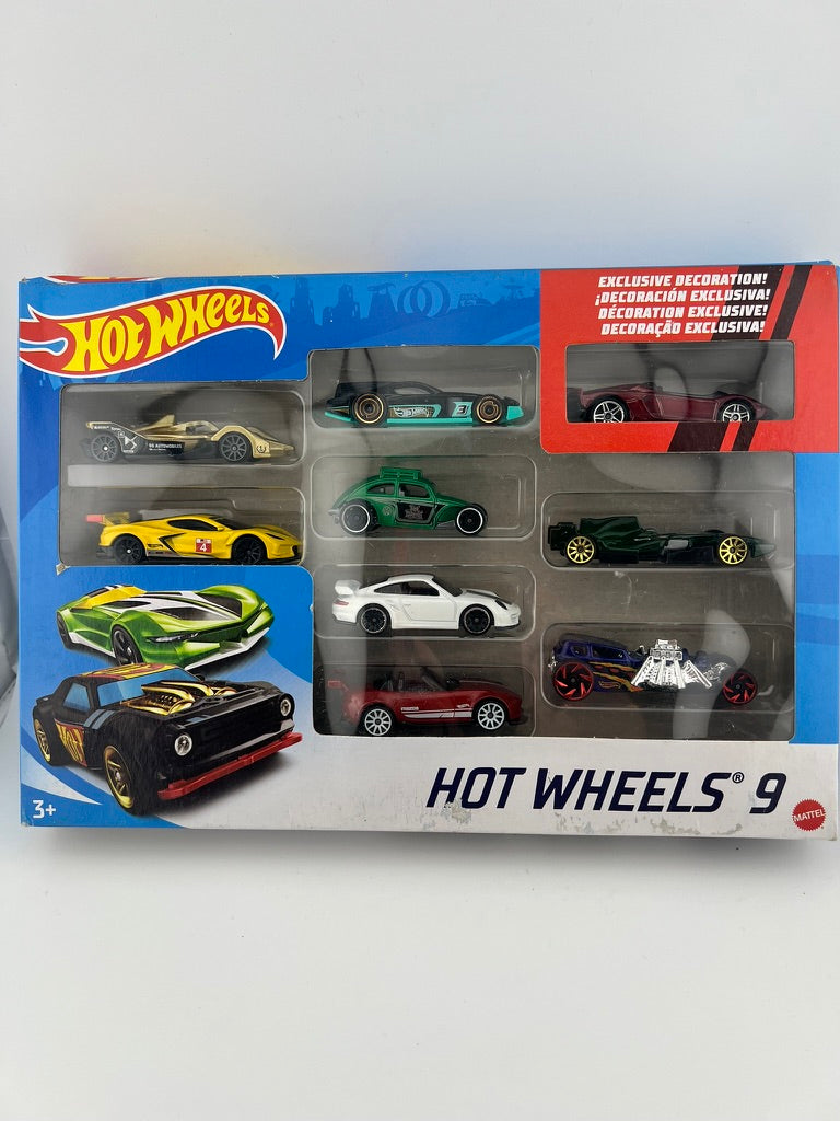 Hot Wheels 9-Car Gift Pack (Formula Drift Porsche + McLaren + Ford GT-40) Fishwheels