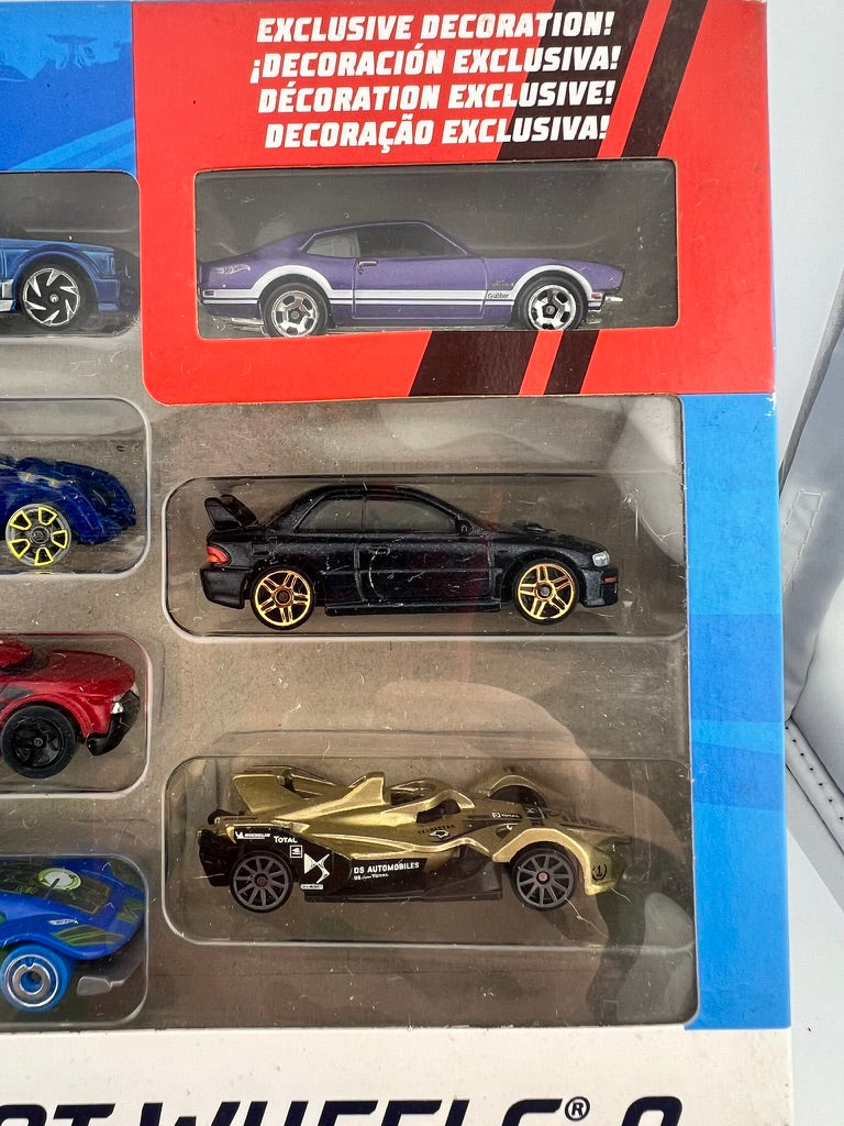 Hot Wheels 9-Car Gift Pack – Street & Speed Theme Fishwheels