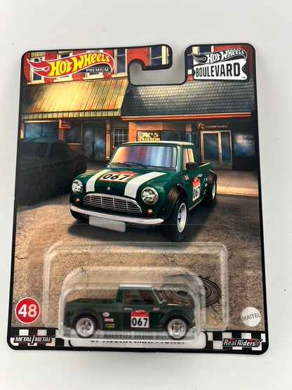 Hot Wheels Boulevard – ’67 Austin Mini Pickup Fishwheels
