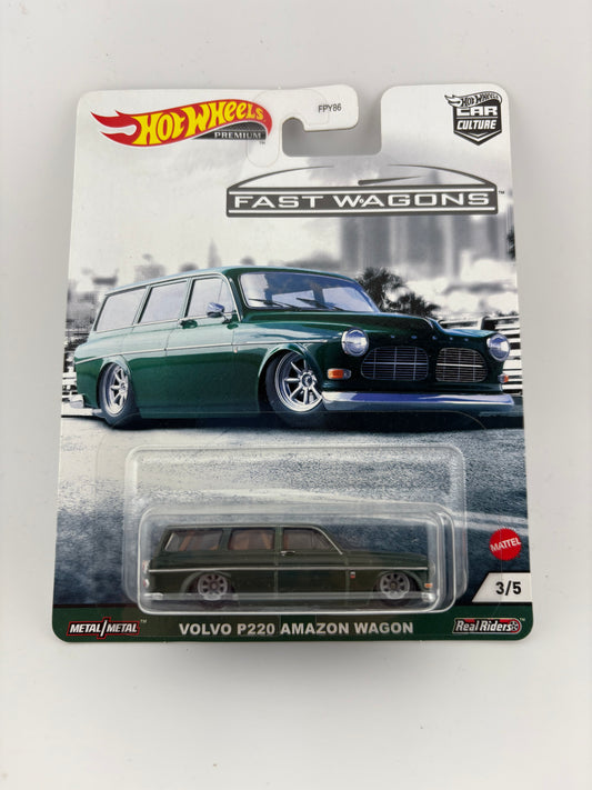 Hot Wheels Car Culture – Fast Wagons: Volvo P220 Amazon Wagon (3/5)