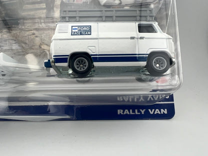 Hot Wheels Car Culture Team Transport Ford RS200 & Rally Van Fishwheels