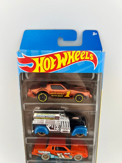 Hot Wheels HW Circle Track 5-Car Gift Pack Fishwheels
