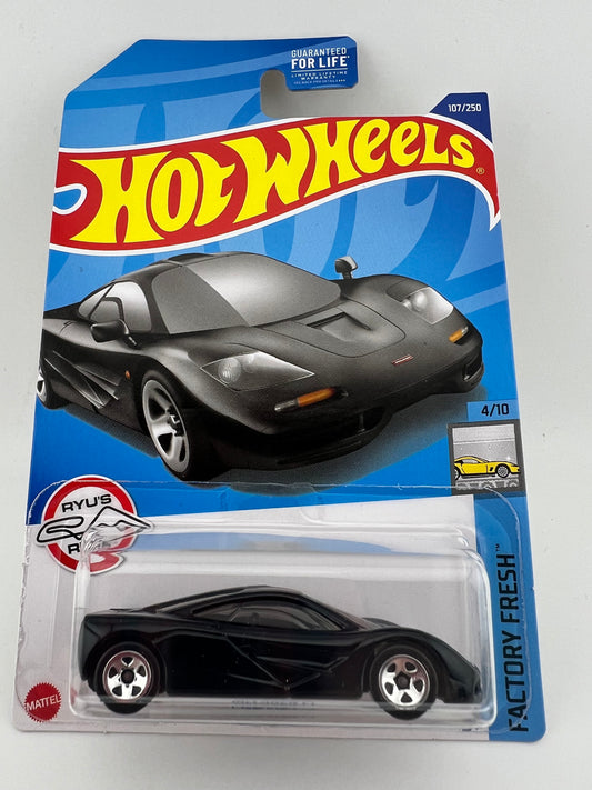 Hot Wheels Mclaren F1 Black Factory Fresh 4/10 H25  Fishwheels