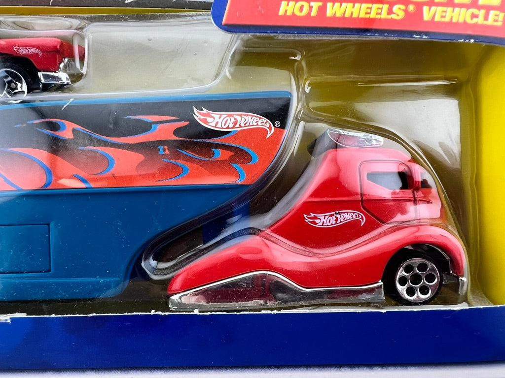 Hot Wheels Pavement Pounder – Red Flame Hauler with ’55 Chevy Fishwheels