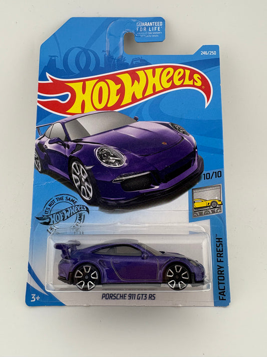 Hot Wheels – Porsche 911 GT3 RS (Factory Fresh | 10/10)(Damaged Card)