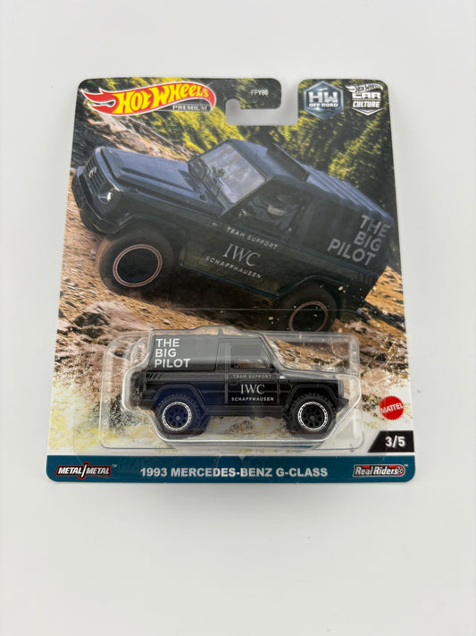 Hot Wheels Premium – 1993 Mercedes-Benz G-Class (IWC Team Support)