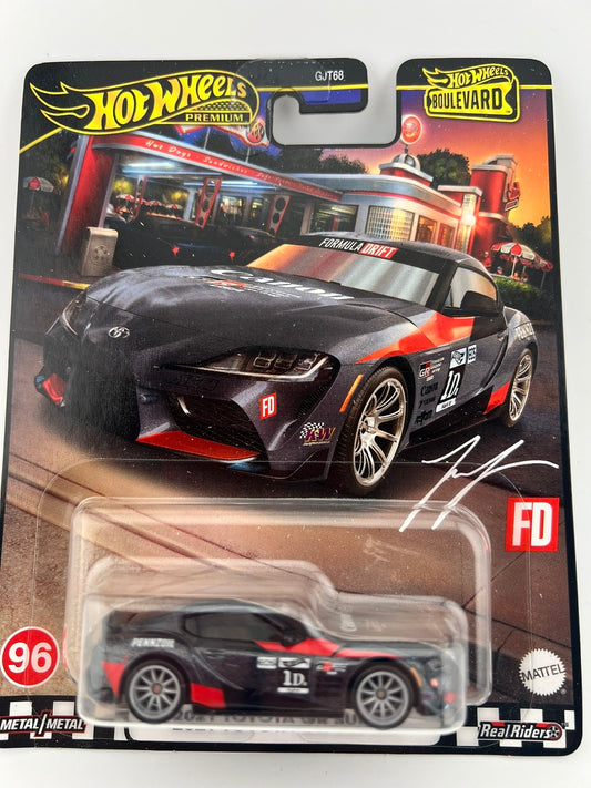 Hot Wheels Premium Boulevard – 2021 Toyota GR Supra Fishwheels