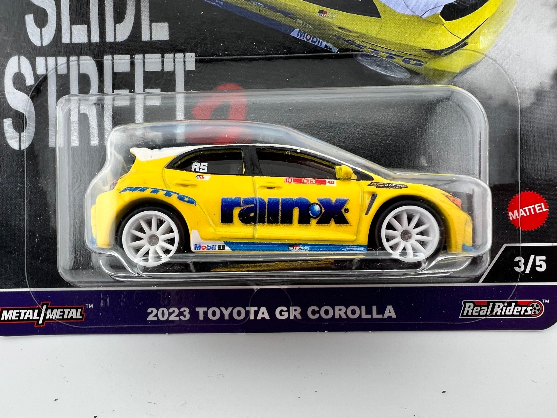Hot Wheels Premium Car Culture – Slide Street 2: 2023 Toyota GR Corolla (3/5)
