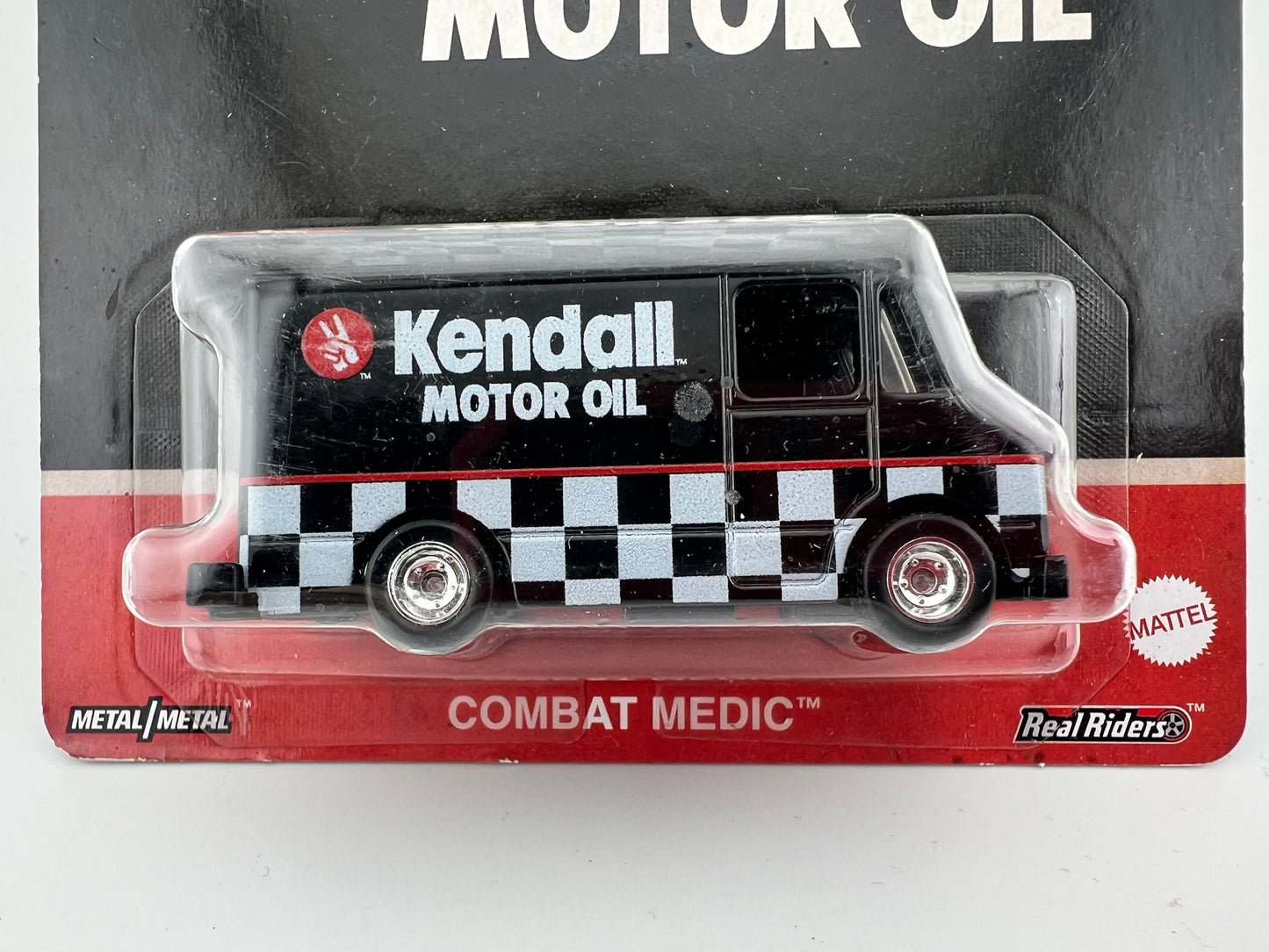 Hot Wheels Premium – Combat Medic “Kendall Motor Oil” (3/5)