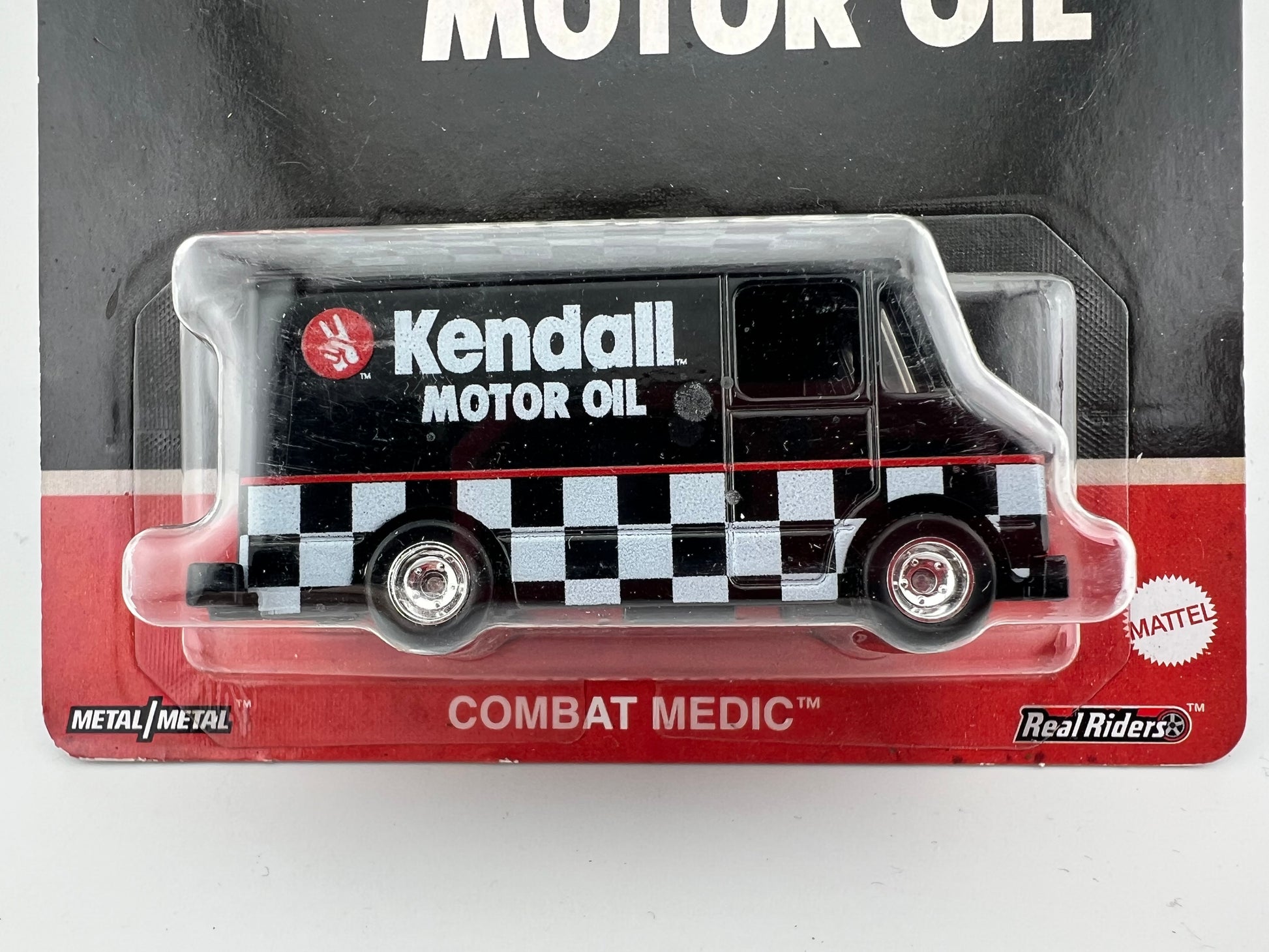Hot Wheels Premium – Combat Medic “Kendall Motor Oil” (3/5)