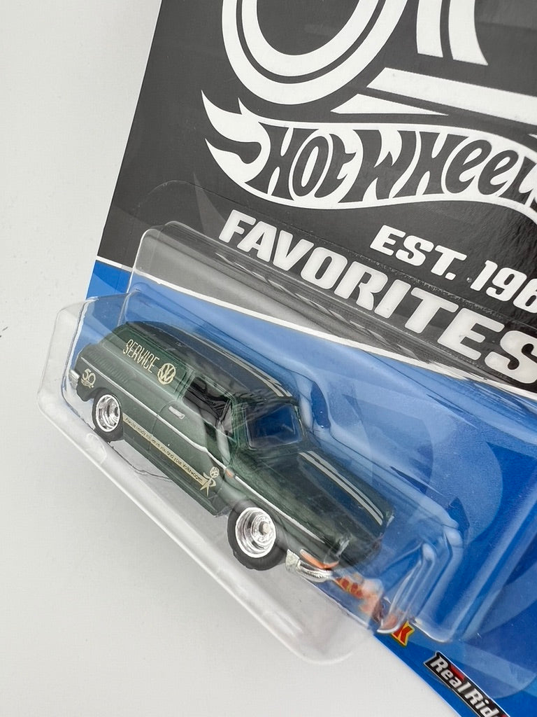 Hot Wheels Premium Custom ’69 Volkswagen Squareback – 50th Favorites Fishwheels