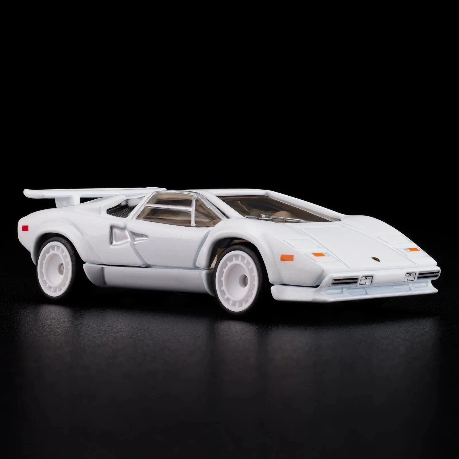 Hot Wheels RLC 1982 Lamborghini Countach LP500 S 2025 Holiday Fishwheels