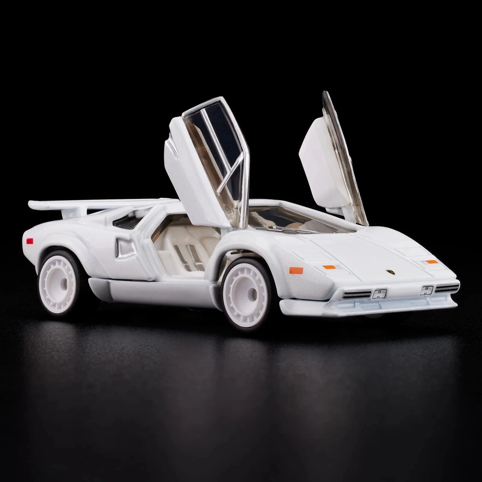 Hot Wheels RLC 1982 Lamborghini Countach LP500 S 2025 Holiday Fishwheels